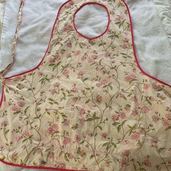 Set of Two Handmade Vintage Mid-Century Cooking Aprons Set - Picture 16 of 16